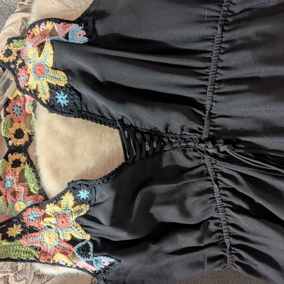 Cache Embroidered Halter - Picture 3 of 5